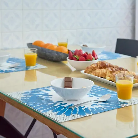 Nostalgic 70s W Sunset Balcony, By Timecooler ליסבון